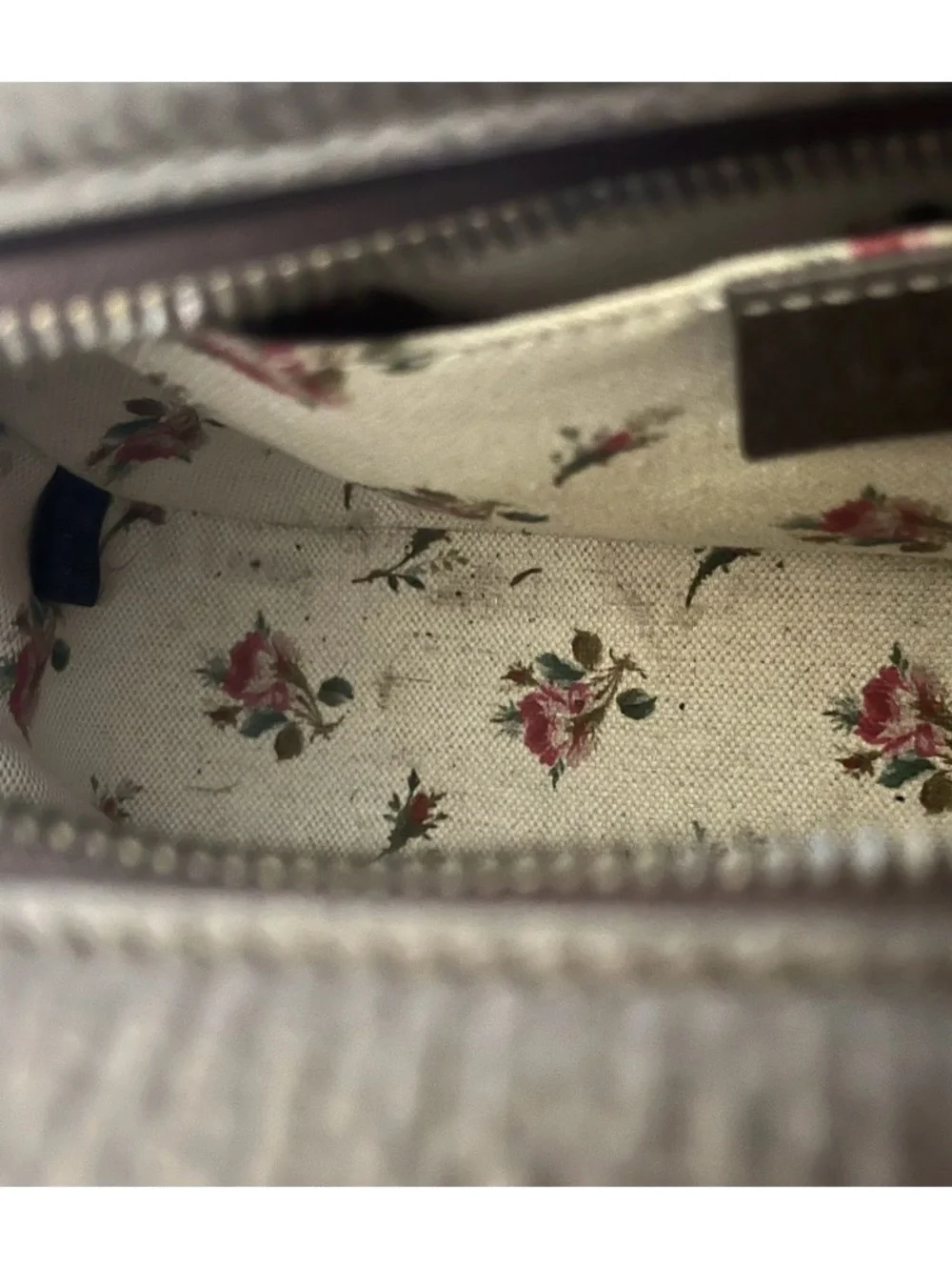 Gucci Beige Neo Vintage Supreme Leather Canvas Crossbody Bag with Striped Strap